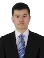 李力