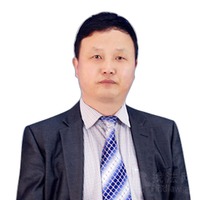 黄自富